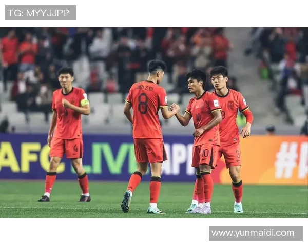 国足12强赛迎战韩国队全力以赴争取胜利展现中国足球新希望 国足12强赛迎战韩国队全力以赴争取胜利展现中国足球新希望