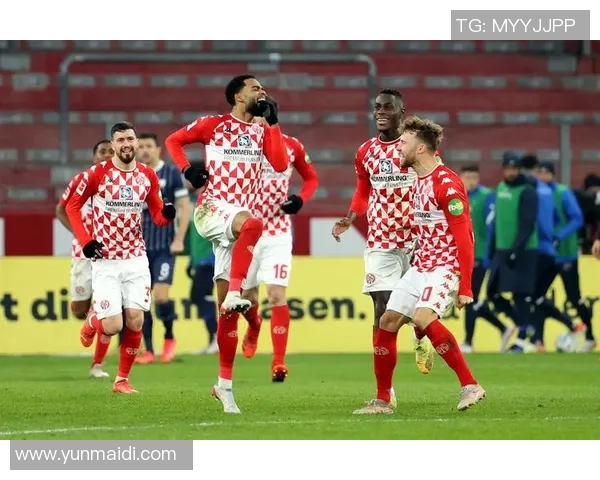 德甲焦点战美因茨主场迎战科隆双方争夺关键积分之战