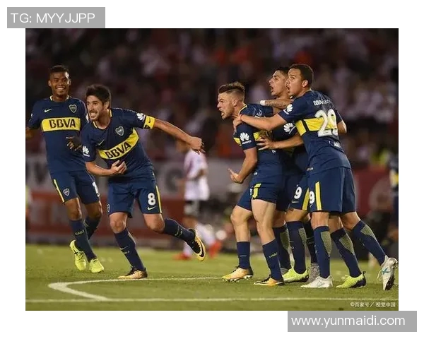 竞技俱乐部与圣塔菲的激烈对决展现足球魅力与团队精神的巅峰较量